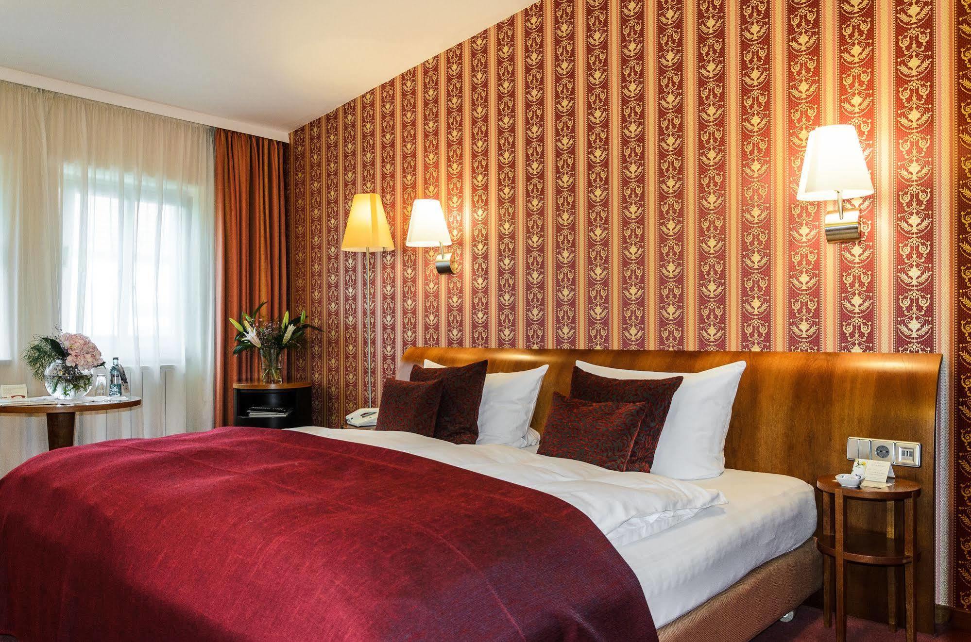 Akzent Hotel Goldner Hirsch Kamenz Luaran gambar